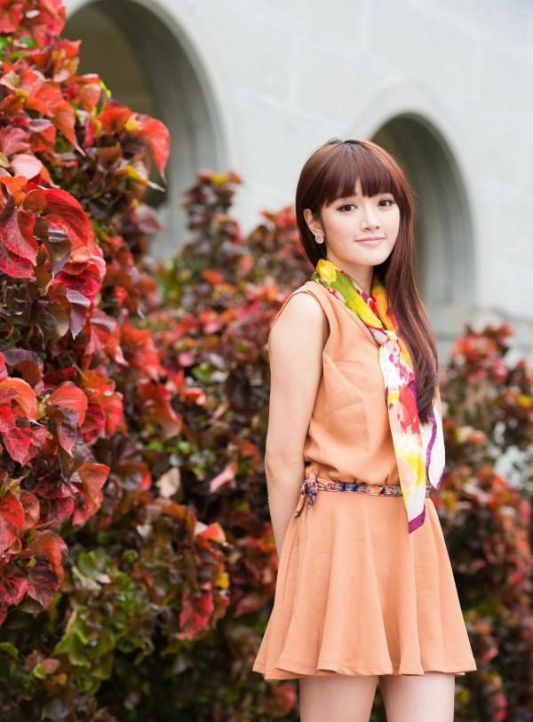    台湾模特林岗怡Didy小清新写真合集，森林系少女户外唯美连衣裙穿搭，治愈系气质女神街拍特辑第12张图片