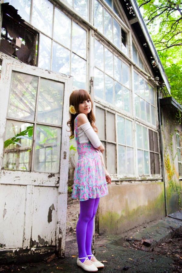    台湾正妹果子Mikako+Minako：台大校园户外写真，清新甜美森系少女园林风情第57张图片