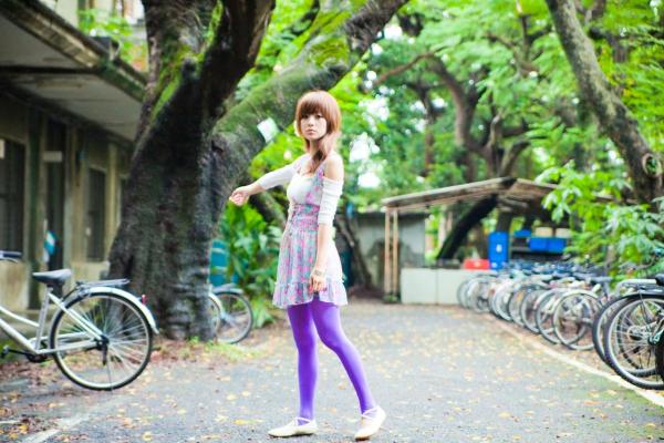    台湾正妹果子Mikako+Minako：台大校园户外写真，清新甜美森系少女园林风情第60张图片