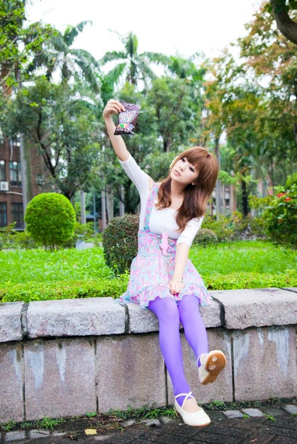    台湾正妹果子Mikako+Minako：台大校园户外写真，清新甜美森系少女园林风情第90张图片