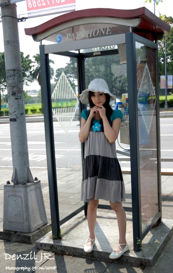    台湾正妹果子MM张允霏户外清新休闲写真，治愈系阳光少女街拍，展现邻家女孩纯真气质第21张图片