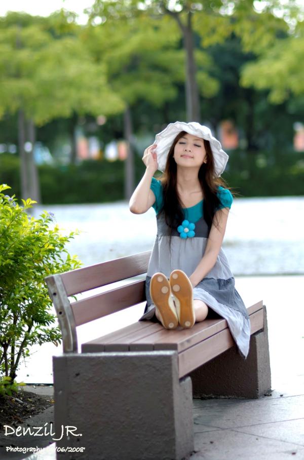    台湾正妹果子MM张允霏户外清新休闲写真，治愈系阳光少女街拍，展现邻家女孩纯真气质第27张图片