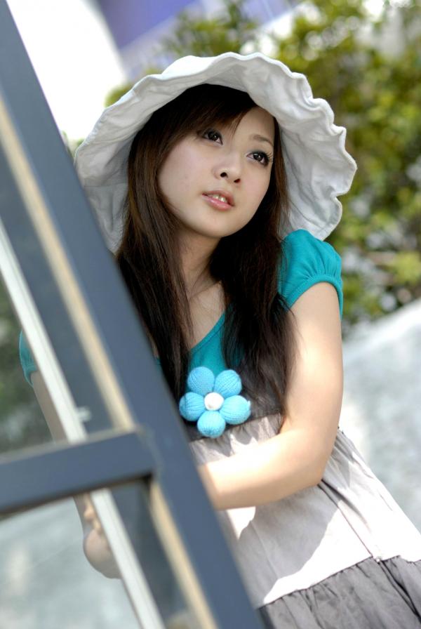    台湾正妹果子MM张允霏户外清新休闲写真，治愈系阳光少女街拍，展现邻家女孩纯真气质第48张图片