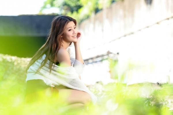   台湾正妹林真亦Yuna阳光美少女户外外拍写真，清新甜美治愈系风格合集第14张图片
