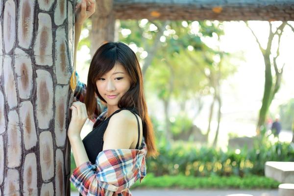    台湾美女林茉晶Queena《学妹时代》高清写真，户外田径场与清新街拍，尽显治愈系校园女神风采第34张图片