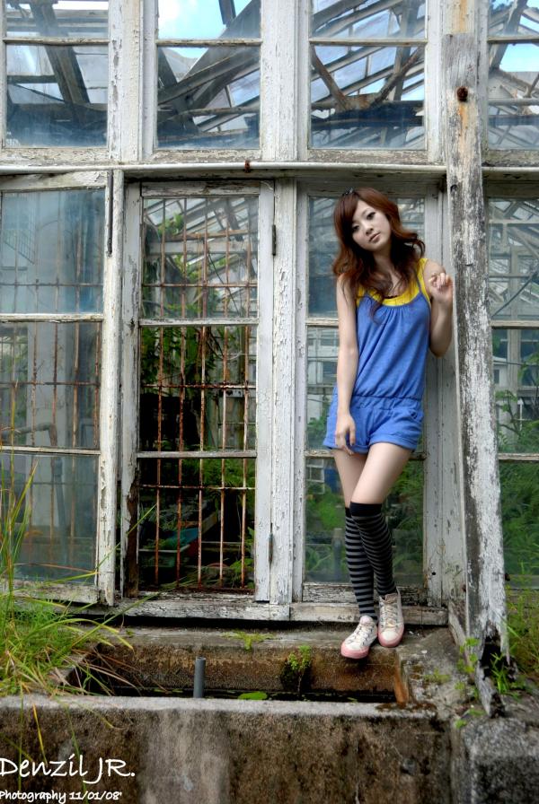    台湾正妹果子MM/张允霏《台大外拍》清纯校园风系列写真集，甜美少女活力户外实拍第26张图片