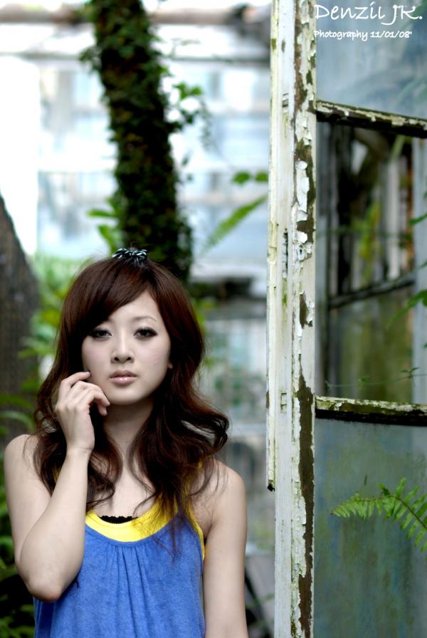    台湾正妹果子MM/张允霏《台大外拍》清纯校园风系列写真集，甜美少女活力户外实拍第38张图片