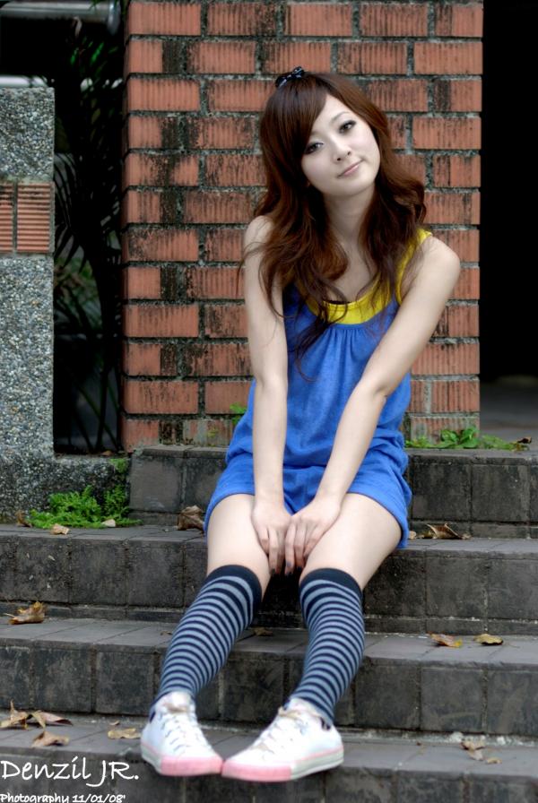    台湾正妹果子MM/张允霏《台大外拍》清纯校园风系列写真集，甜美少女活力户外实拍第47张图片