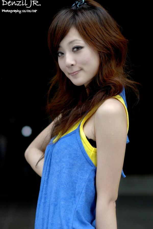    台湾正妹果子MM/张允霏《台大外拍》清纯校园风系列写真集，甜美少女活力户外实拍第58张图片