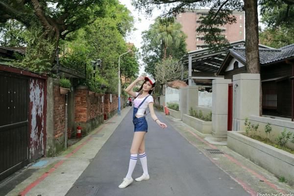    台湾正妹蔡译心Candice师范大学外拍，校园清新风少女写真集，展现青春活力与美腿魅力第73张图片