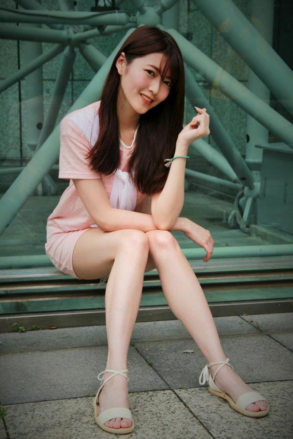    台湾正妹Brindy薛薛《國圖外拍》户外清新写真，青春休闲风格少女感十足第46张图片