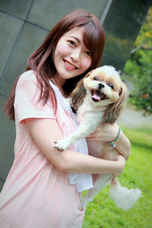   台湾正妹Brindy薛薛《國圖外拍》户外清新写真，青春休闲风格少女感十足第48张图片