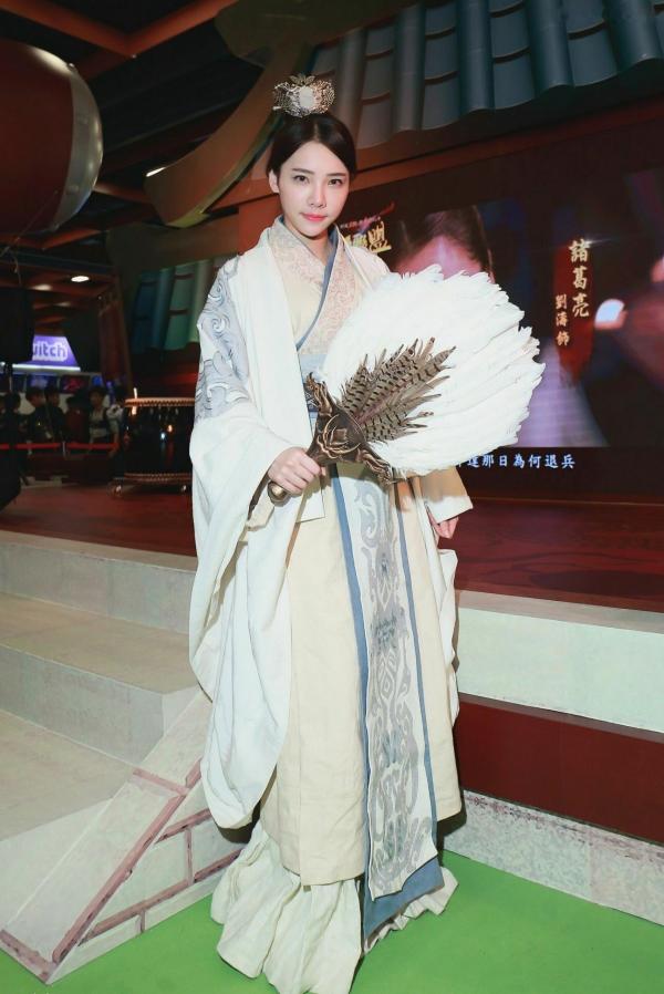    台湾正妹集结：2018台北国际电玩展TGS展会Showgirl制服美腿精选合集[100P]第51张图片