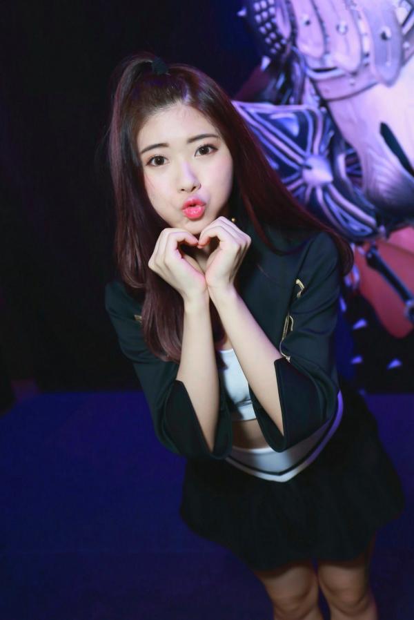    台湾正妹集结：2018台北国际电玩展TGS展会Showgirl制服美腿精选合集[100P]第71张图片