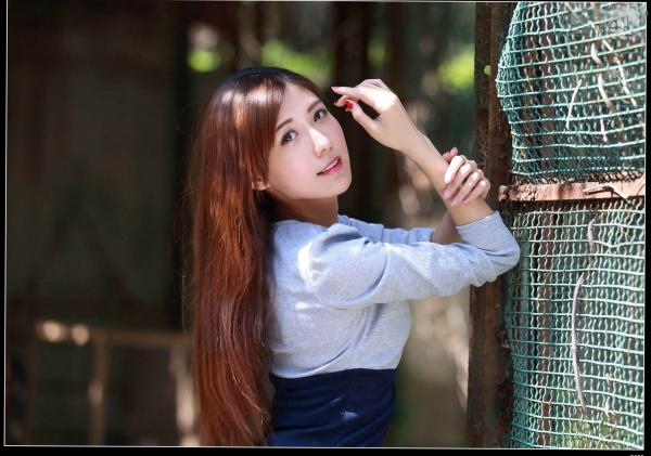    台湾正妹_Agant小静台大校园外拍，黑丝配职业装尽显知性御姐魅力写真集[71P]第3张图片