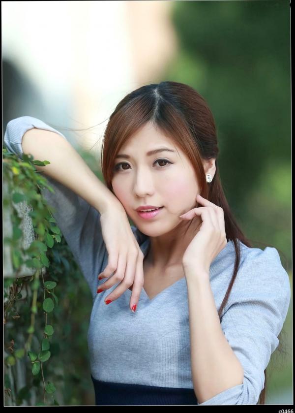    台湾正妹_Agant小静台大校园外拍，黑丝配职业装尽显知性御姐魅力写真集[71P]第20张图片
