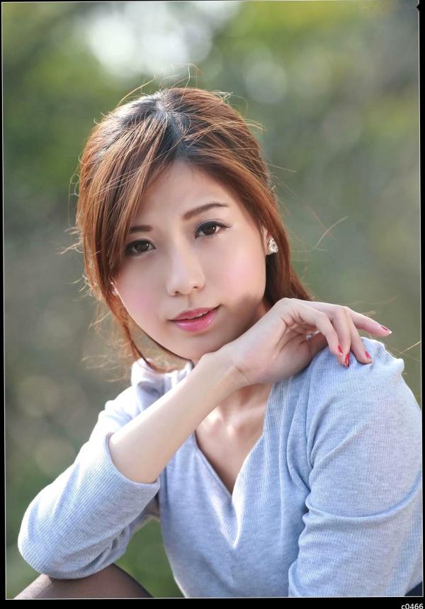    台湾正妹_Agant小静台大校园外拍，黑丝配职业装尽显知性御姐魅力写真集[71P]第39张图片