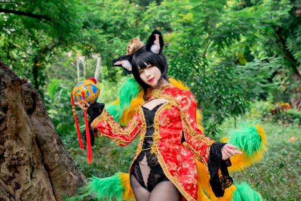    台湾正妹_ 阿璃 LOL英雄联盟 Cosplay写真：新春古风旗袍野性诱惑[21P]第1张图片