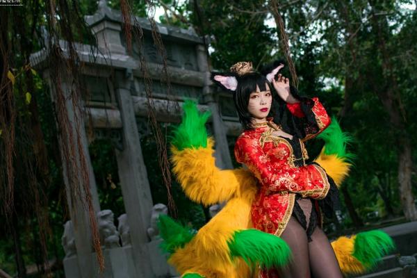    台湾正妹_ 阿璃 LOL英雄联盟 Cosplay写真：新春古风旗袍野性诱惑[21P]第4张图片