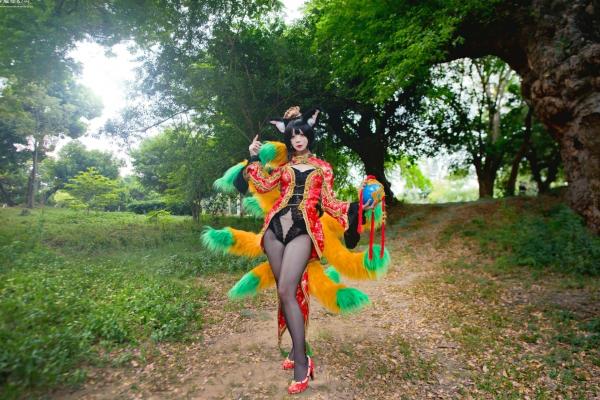    台湾正妹_ 阿璃 LOL英雄联盟 Cosplay写真：新春古风旗袍野性诱惑[21P]第8张图片