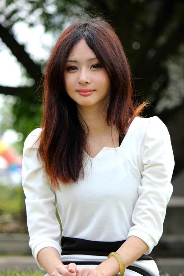    台湾正妹梅杜莎清纯甜美外拍写真合集，清新气质女神治愈系生活照，每一张都捕捉了迷人瞬间，高清大片值得收藏[27P]第16张图片