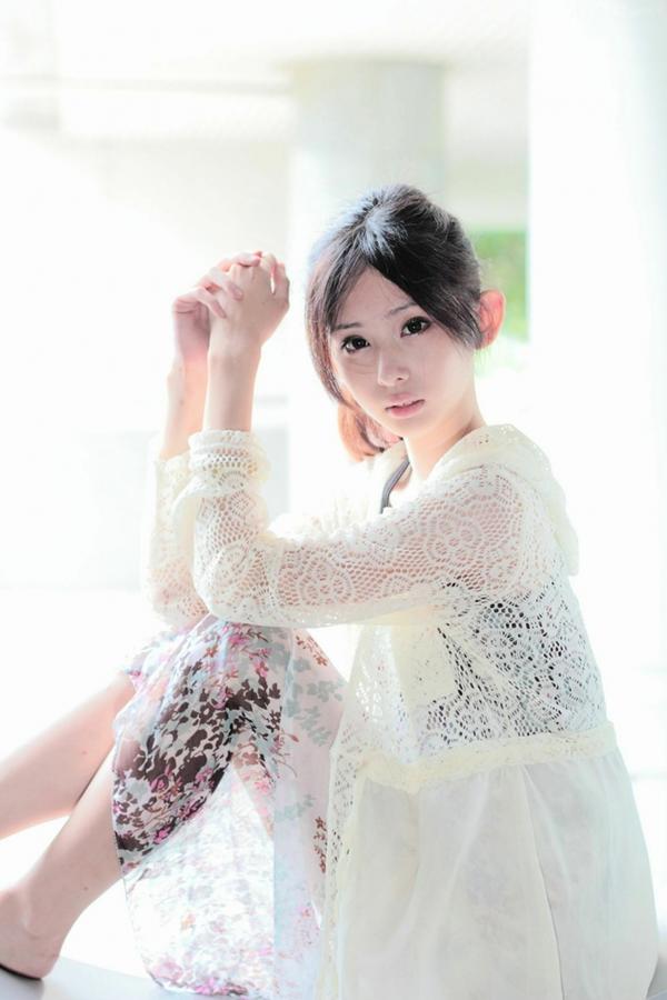    台湾正妹梅杜莎清纯甜美外拍写真合集，清新气质女神治愈系生活照，每一张都捕捉了迷人瞬间，高清大片值得收藏[27P]第27张图片