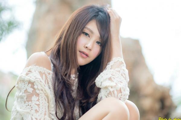    台湾正妹 Miso夏晴 台大外拍唯美私房写真 清新气质女神户外街拍第15张图片