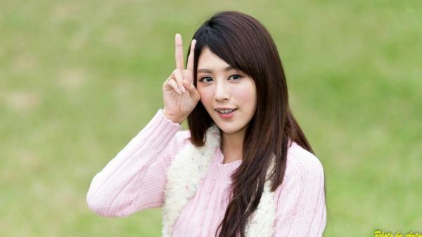    台湾正妹 Miso夏晴 台大外拍唯美私房写真 清新气质女神户外街拍第24张图片
