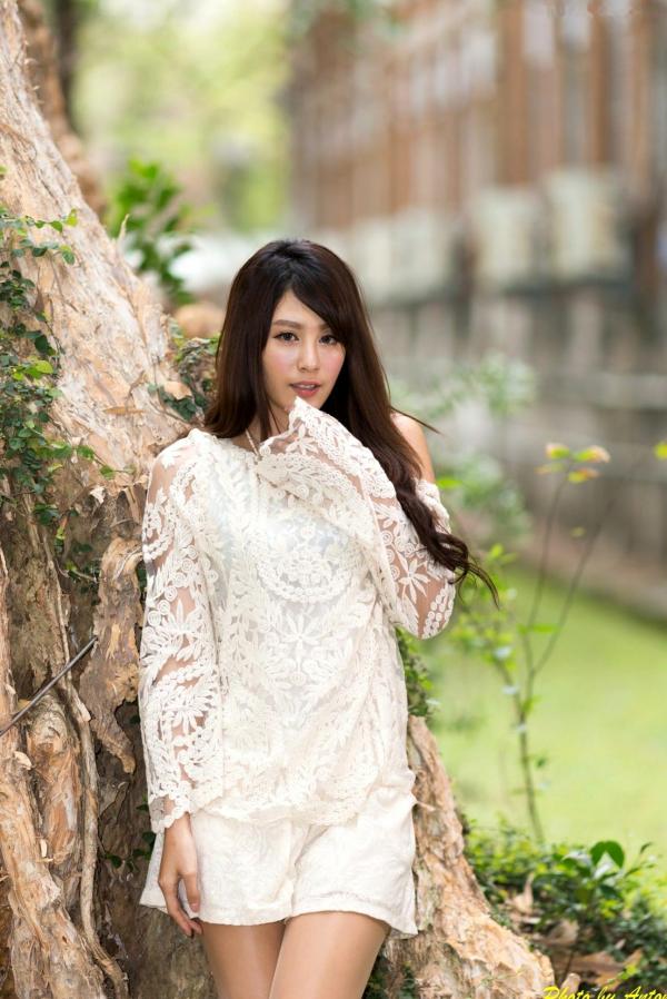    台湾正妹 Miso夏晴 台大外拍唯美私房写真 清新气质女神户外街拍第31张图片