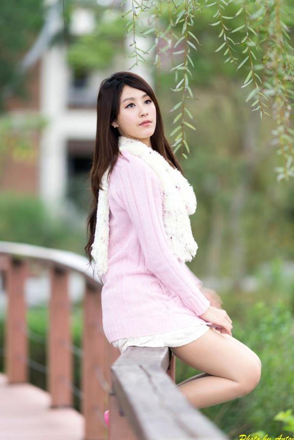    台湾正妹 Miso夏晴 台大外拍唯美私房写真 清新气质女神户外街拍第51张图片