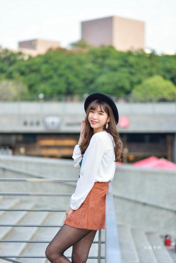    台湾正妹题题《国美馆.时装》街拍写真集，清新时尚穿搭，俏皮甜美气质女神户外生活随拍第39张图片