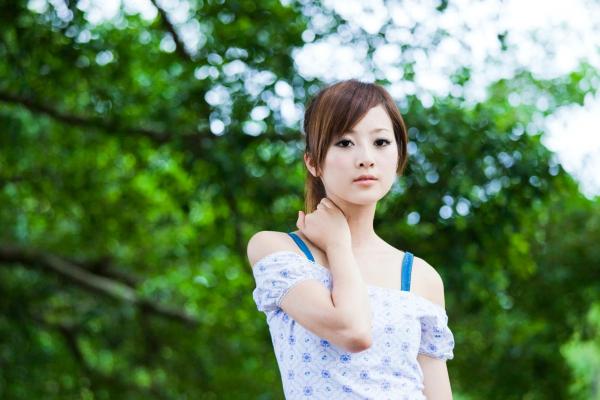   台湾正妹_张凯洁/Mikako《中興新村外拍》写真集，清新户外少女风，甜美可人，简约穿搭尽显修长美腿第61张图片