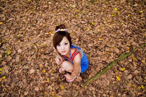    台湾正妹_张凯洁/Mikako《中興新村外拍》写真集，清新户外少女风，甜美可人，简约穿搭尽显修长美腿第102张图片