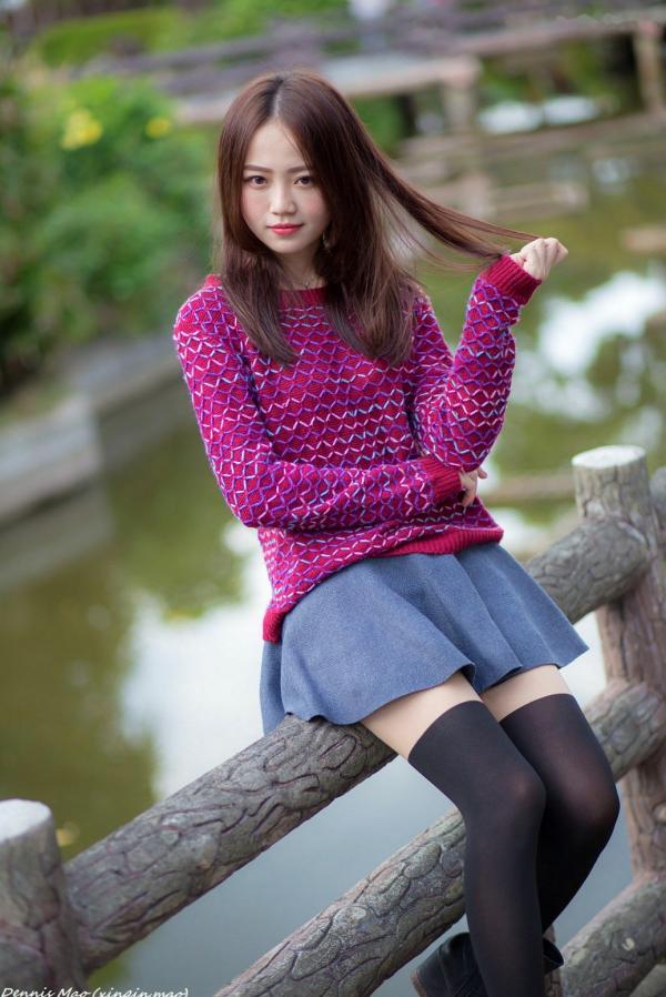    台湾正妹思綺《雙溪公園》户外街拍，多套穿搭展示青春活力与清新甜美写真集第24张图片