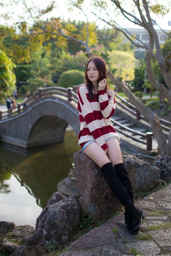    台湾正妹思綺《雙溪公園》户外街拍，多套穿搭展示青春活力与清新甜美写真集第26张图片
