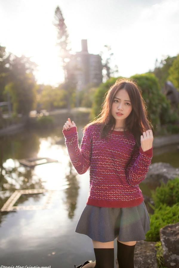    台湾正妹思綺《雙溪公園》户外街拍，多套穿搭展示青春活力与清新甜美写真集第40张图片