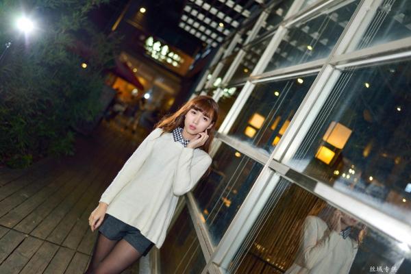    台湾正妹TiTi Yang夜拍写真集：都市街头演绎清新甜美邻家女孩风第16张图片