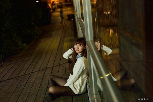    台湾正妹TiTi Yang夜拍写真集：都市街头演绎清新甜美邻家女孩风第30张图片