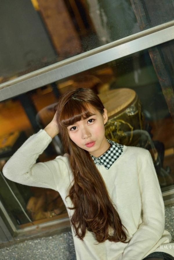    台湾正妹TiTi Yang夜拍写真集：都市街头演绎清新甜美邻家女孩风第35张图片