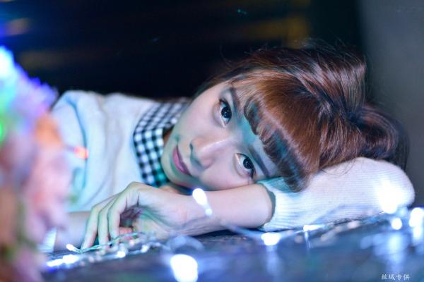    台湾正妹TiTi Yang夜拍写真集：都市街头演绎清新甜美邻家女孩风第47张图片