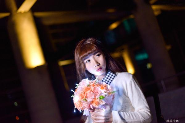    台湾正妹TiTi Yang夜拍写真集：都市街头演绎清新甜美邻家女孩风第52张图片