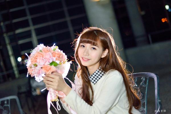    台湾正妹TiTi Yang夜拍写真集：都市街头演绎清新甜美邻家女孩风第65张图片