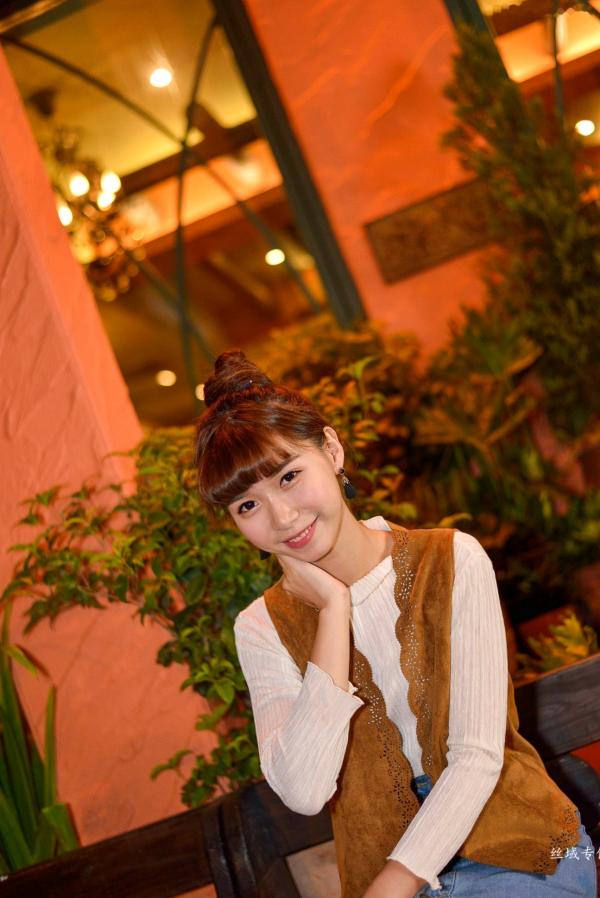    台湾正妹TiTi Yang夜拍写真集：都市街头演绎清新甜美邻家女孩风第86张图片