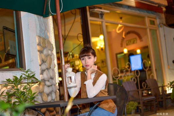    台湾正妹TiTi Yang夜拍写真集：都市街头演绎清新甜美邻家女孩风第95张图片