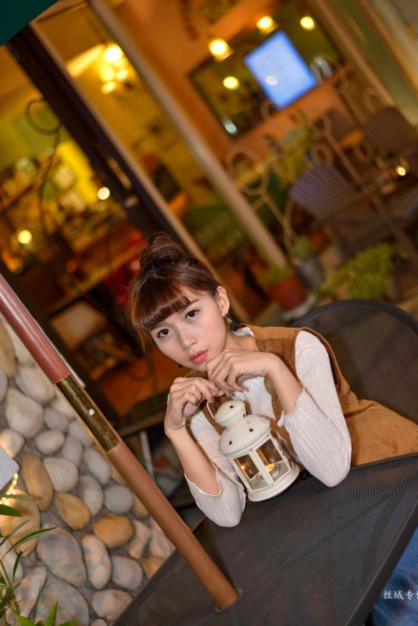    台湾正妹TiTi Yang夜拍写真集：都市街头演绎清新甜美邻家女孩风第96张图片