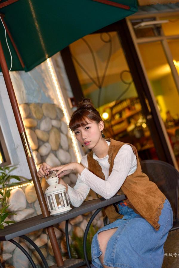    台湾正妹TiTi Yang夜拍写真集：都市街头演绎清新甜美邻家女孩风第107张图片