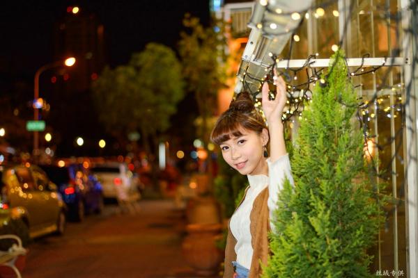    台湾正妹TiTi Yang夜拍写真集：都市街头演绎清新甜美邻家女孩风第151张图片