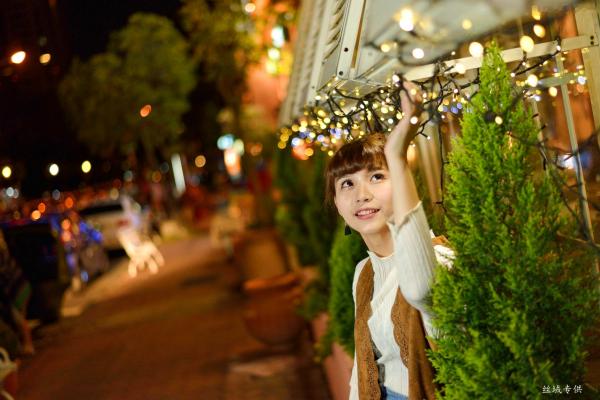    台湾正妹TiTi Yang夜拍写真集：都市街头演绎清新甜美邻家女孩风第161张图片