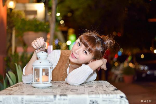    台湾正妹TiTi Yang夜拍写真集：都市街头演绎清新甜美邻家女孩风第180张图片
