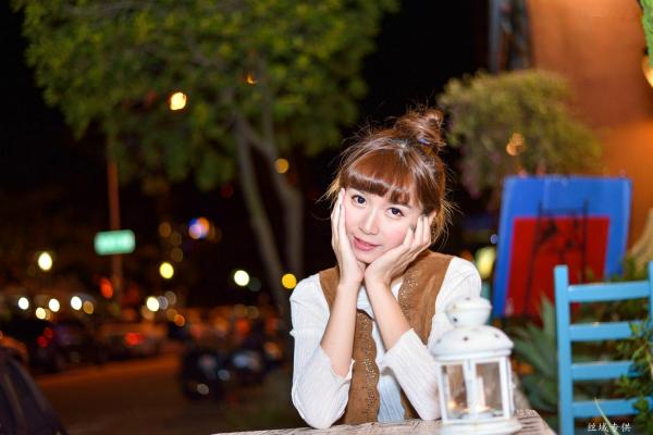    台湾正妹TiTi Yang夜拍写真集：都市街头演绎清新甜美邻家女孩风第186张图片